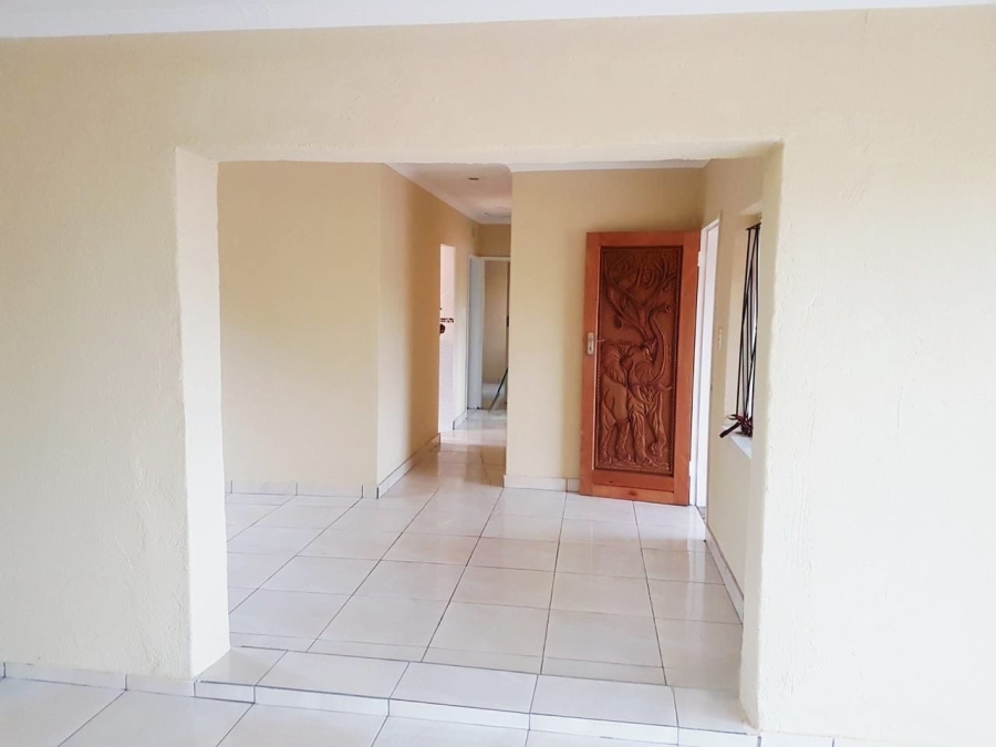 3 Bedroom Property for Sale in Mogwase North West